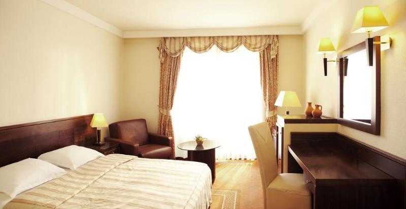 Family Hotel Pagus Đảo Pag Ngoại thất bức ảnh
