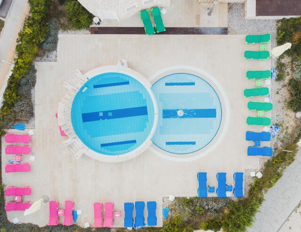 Family Hotel Pagus Đảo Pag Ngoại thất bức ảnh